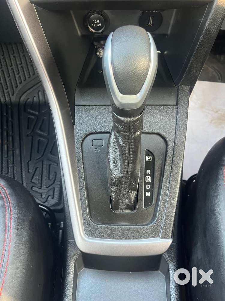 Maruti Suzuki Brezza 1.5 Vxi At Smart Hybrid, 2025, Petrol