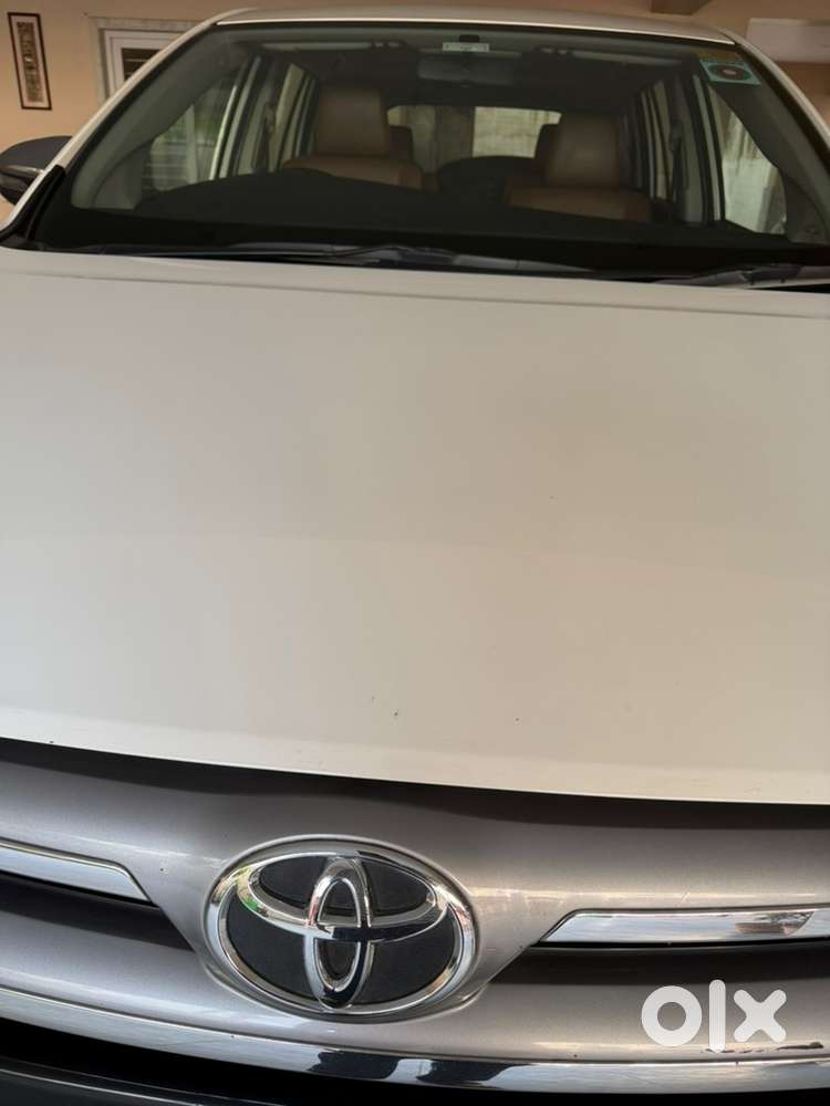 2016 Toyota Innova Crysta Diesel At