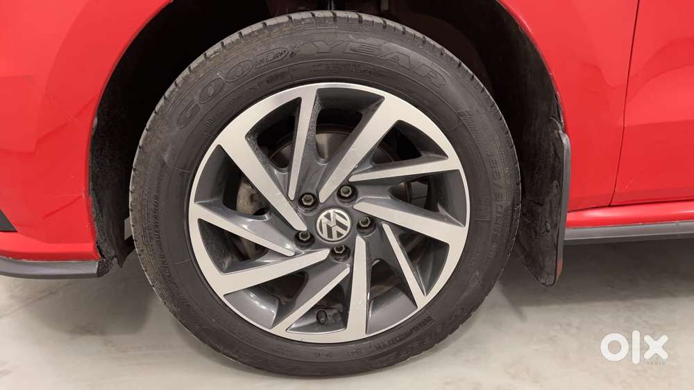 Volkswagen Polo 1.0 Tsi Comfortline At, 2022, Petrol