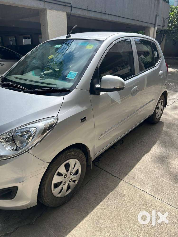 Hyundai I10 Sportz 2012 Petrol