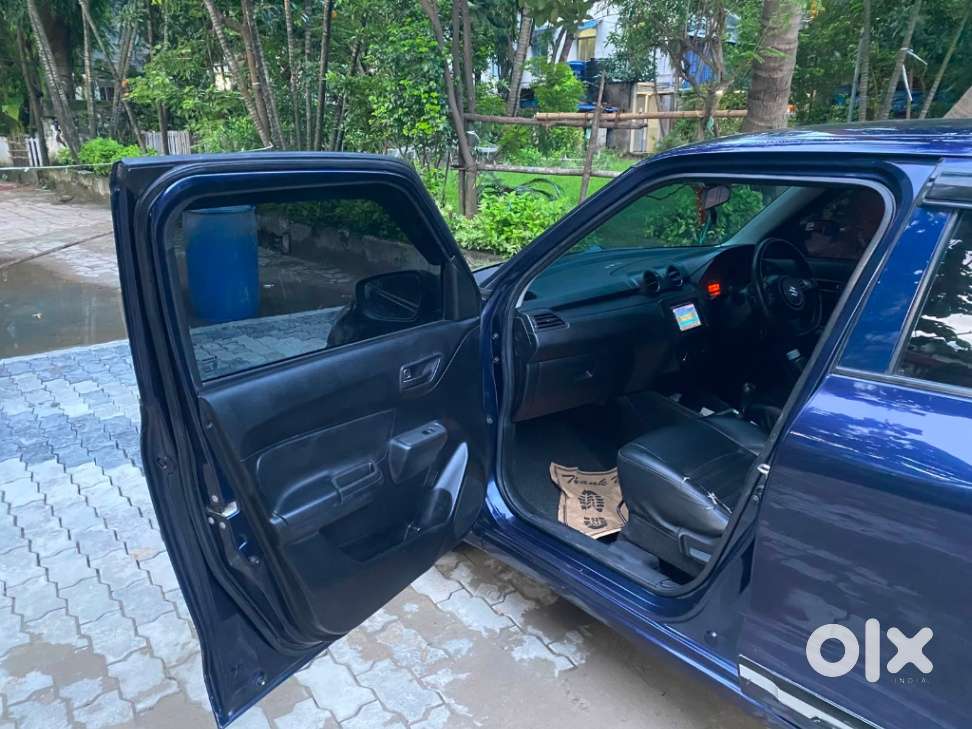 Maruti Suzuki Swift Lxi Option, 2020, Petrol