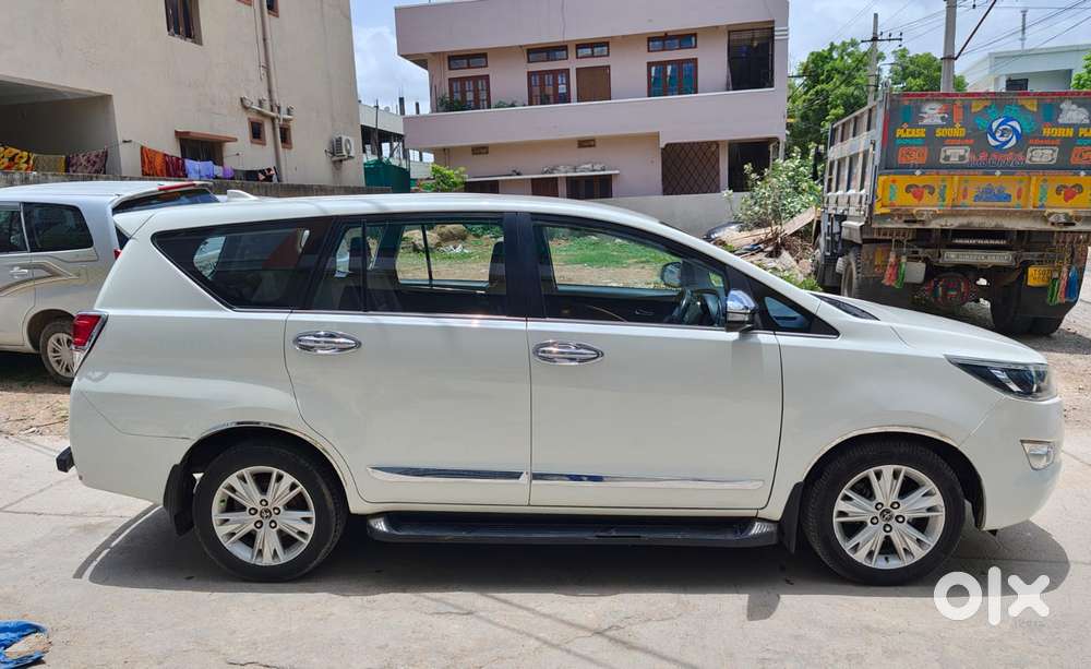 Toyota Innova Crysta 2.8z Automatic, 2018, Diesel