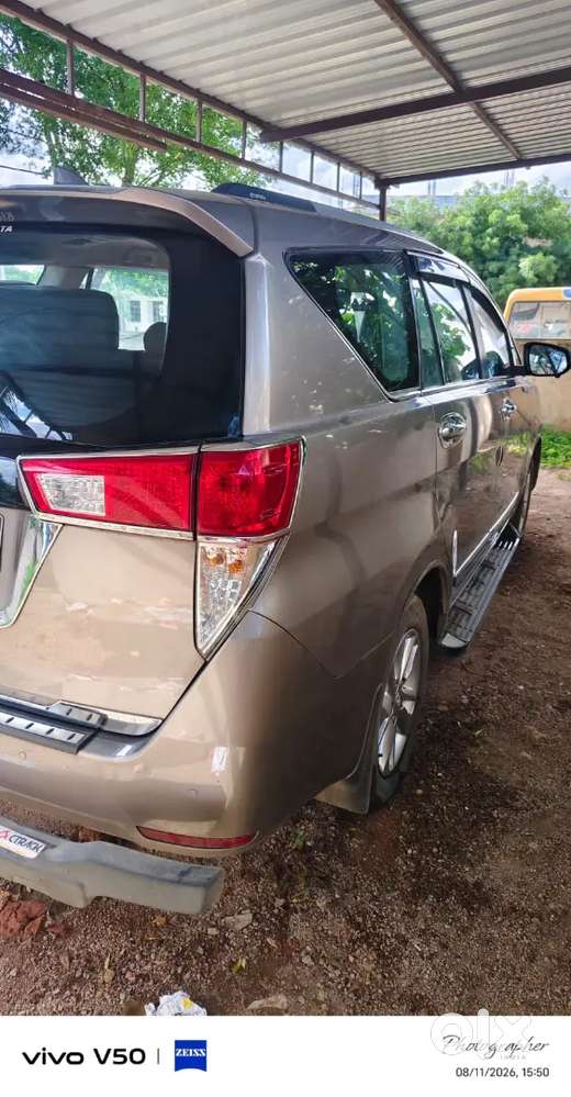Toyota Innova Crysta 2023