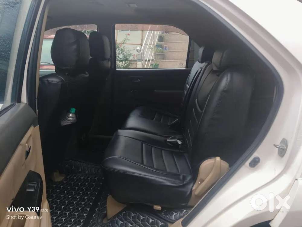 Toyota Fortuner 2015 Diesel Well Maintained