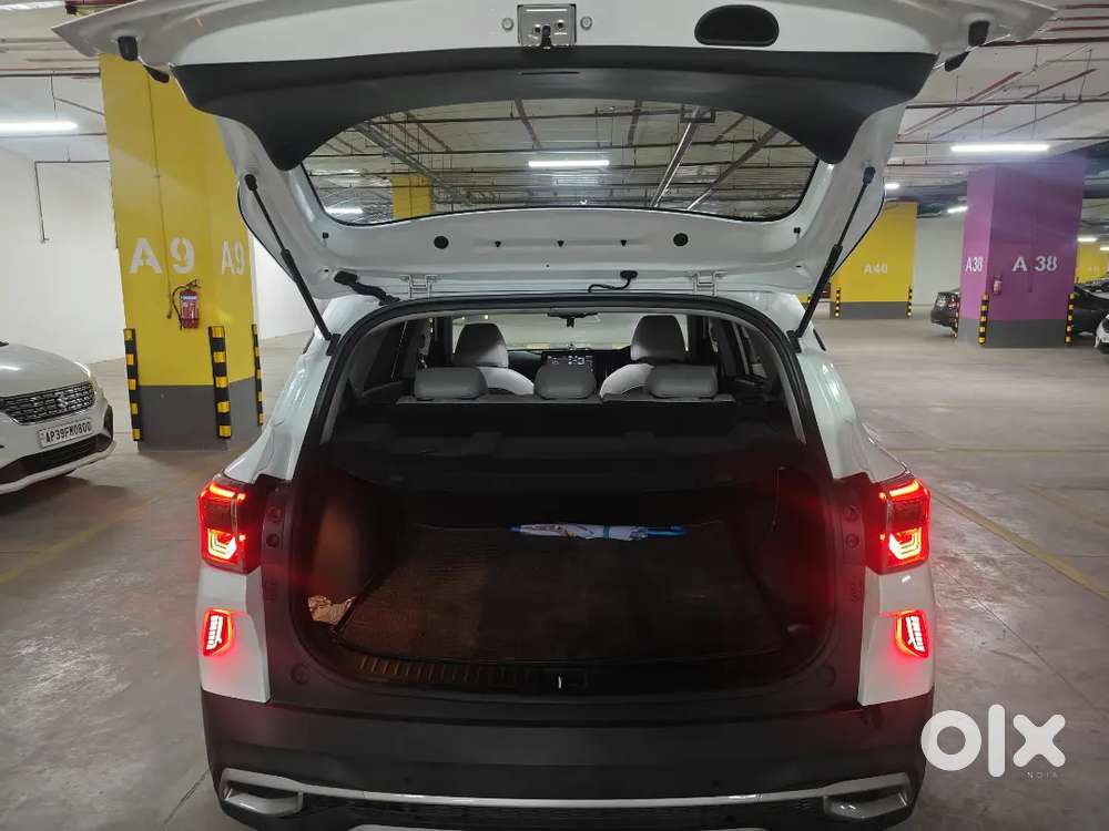 Kia Seltos Petrol Manual
