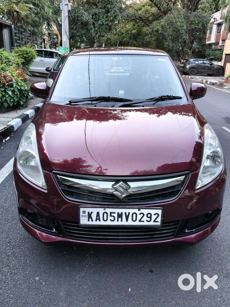 Maruti Suzuki Swift Dzire Lxi Option, 2017, Petrol