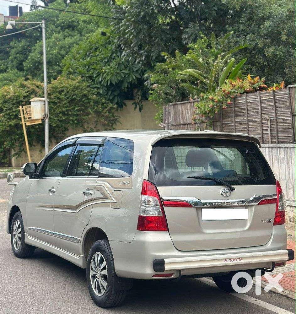 Toyota Innova 2.5 Z Diesel 7 Seater, 2015, Diesel