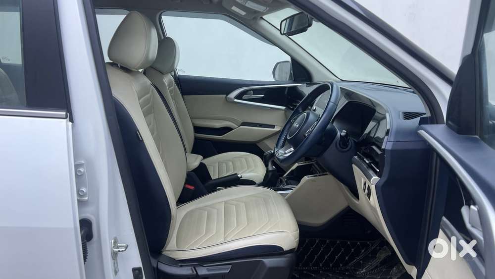 Kia Carens 1.4 Luxury 7 Str, 2022, Petrol