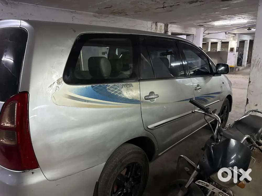Toyota Innova 2007 Diesel 153000 Km Driven