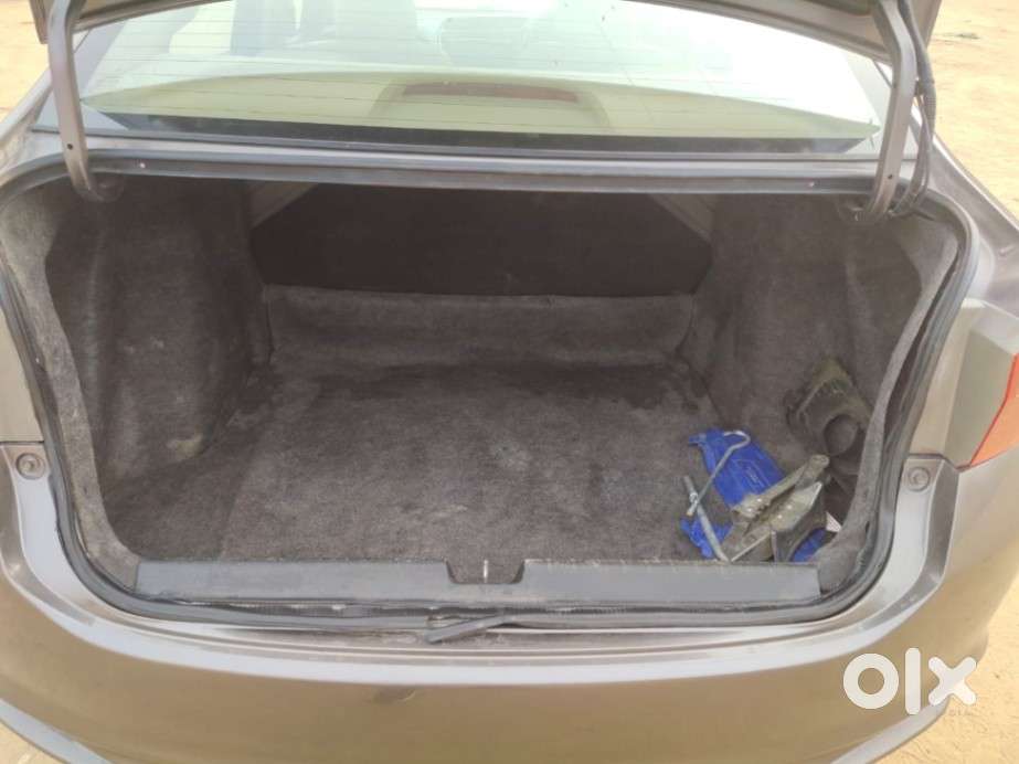 Honda City V At, 2015, Petrol