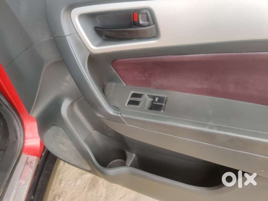 Maruti Suzuki Brezza Ldi, 2017, Diesel