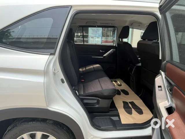 Toyota Innova Hycross 2.0 Vx Hybrid 7 Str, 2026, Petrol