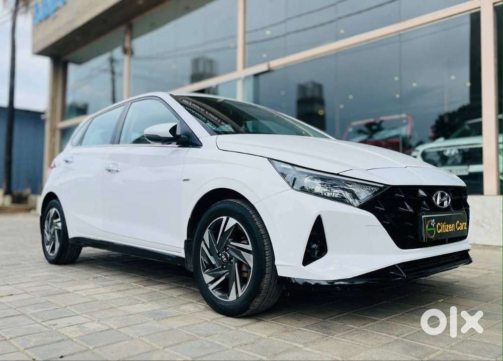 Hyundai I20 Asta (o) 1.2 Ivt, 2023, Petrol