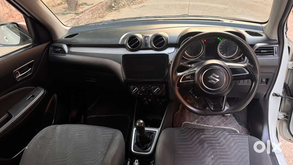 Maruti Suzuki Swift 1.2 Vxi (o), 2023, Petrol