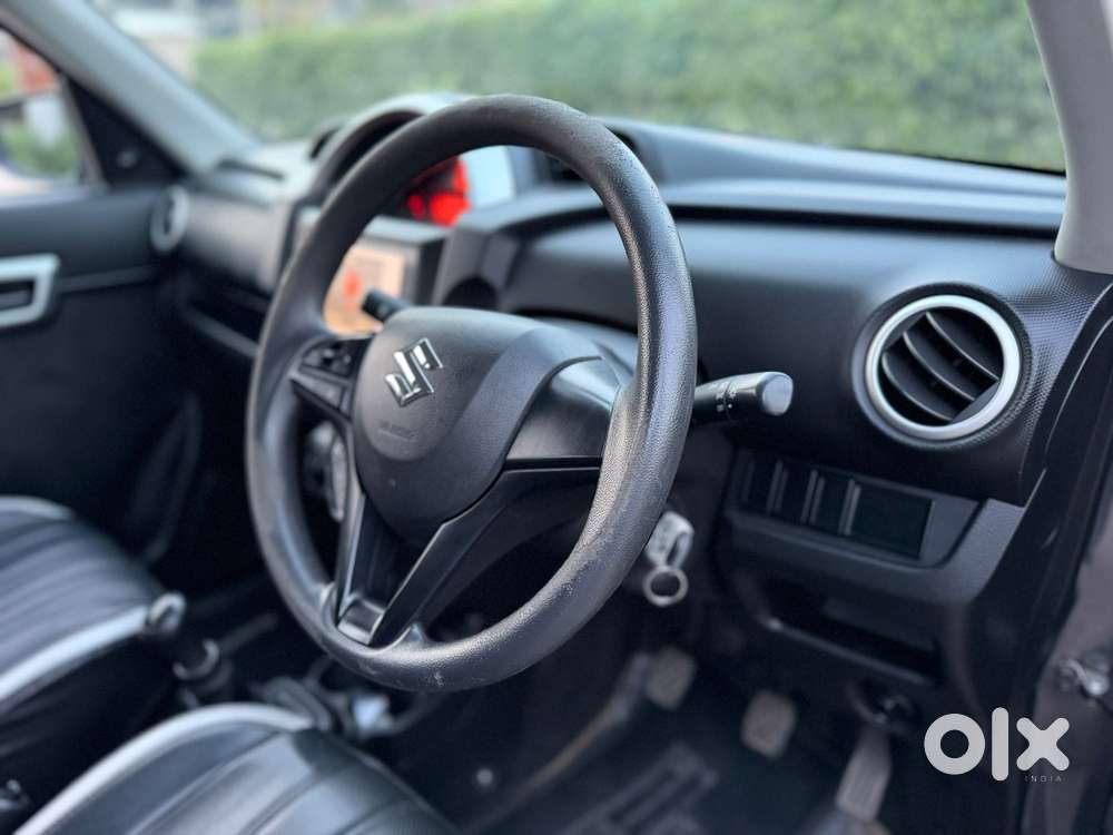Maruti Suzuki S-presso Vxi Plus, 2022, Petrol