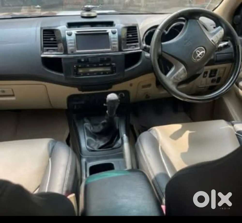 Low Km Driven Toyota Fortuner
