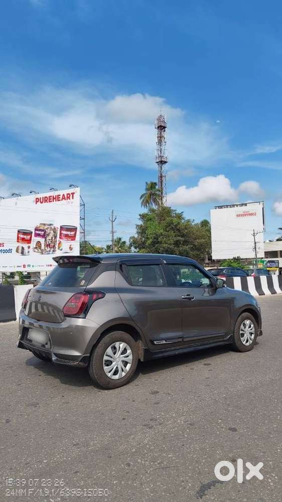 Maruti Suzuki Swift 1.2 Vxi (o), 2023, Petrol