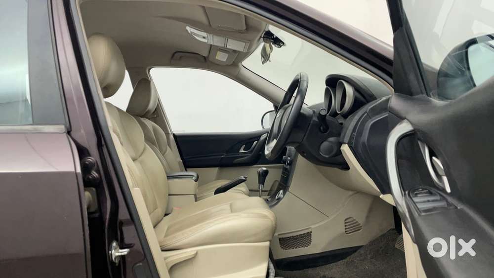 Mahindra Xuv500 W8 At, 2017, Diesel