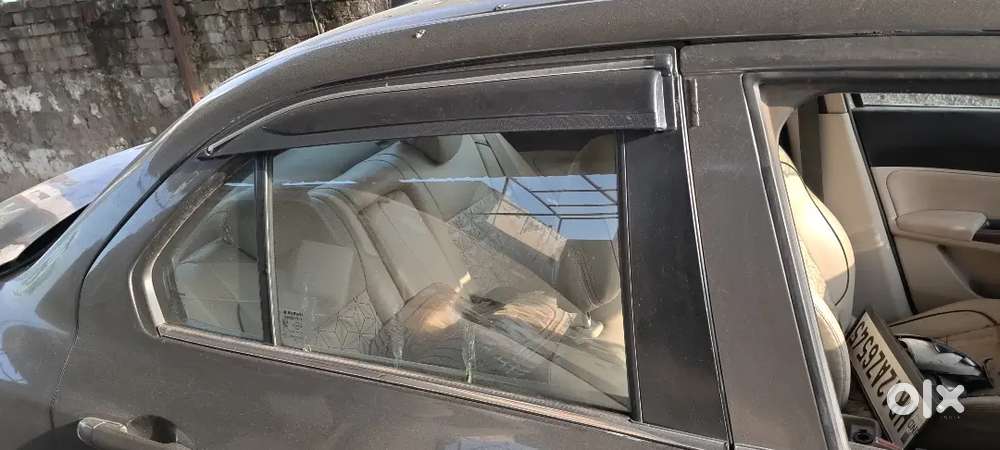 Maruti Suzuki Dzire 1.2 Zxi 2018