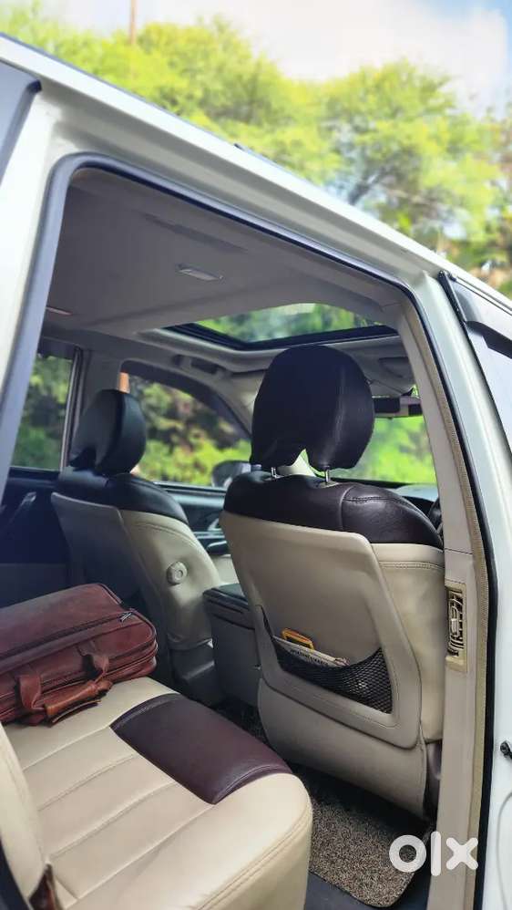 Mahindra Xuv500 2.2 W10 2016