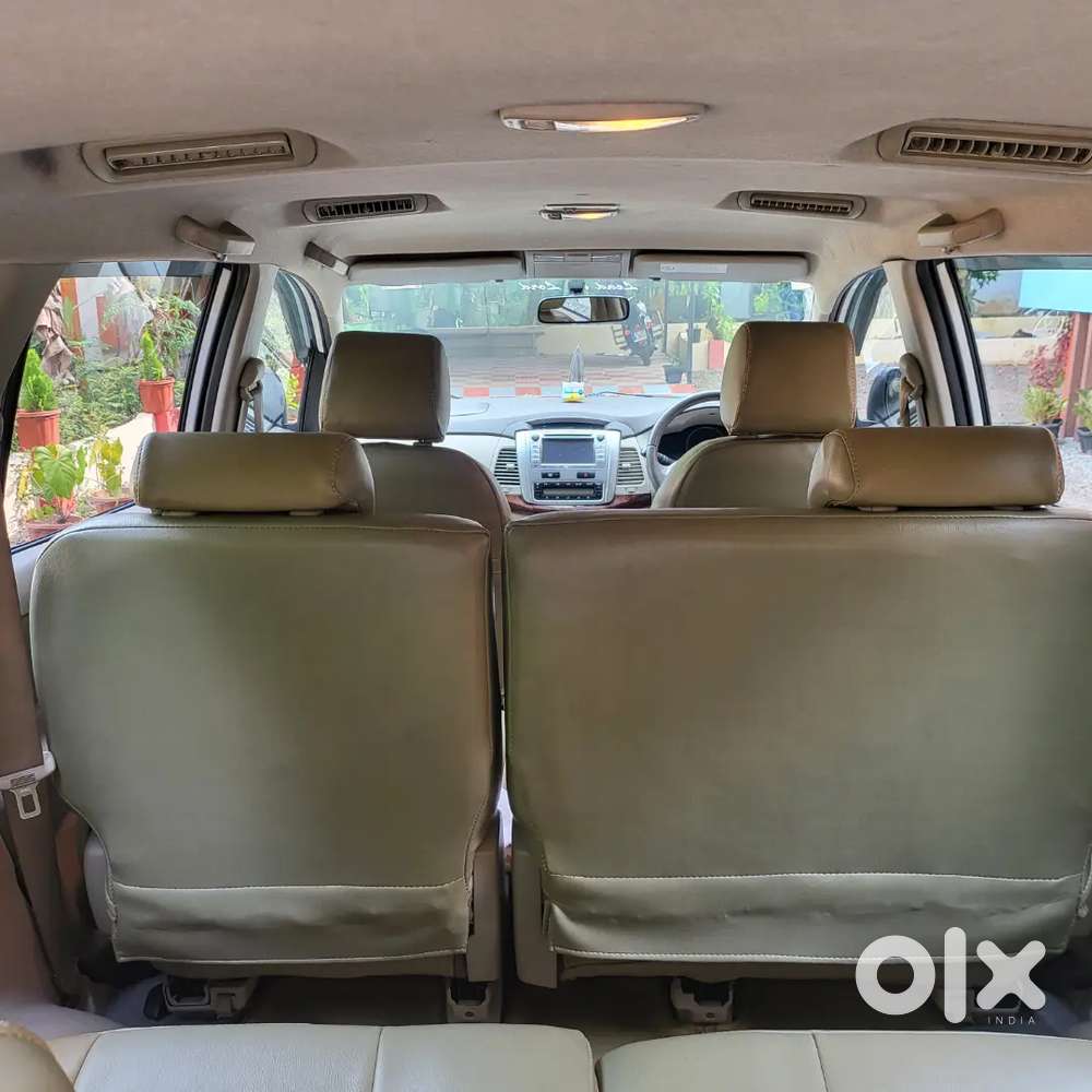 Toyota Innova 2.0 Vx 2013