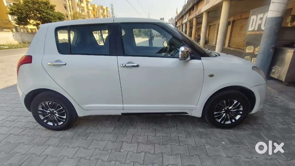 Maruti Suzuki Swift 2010