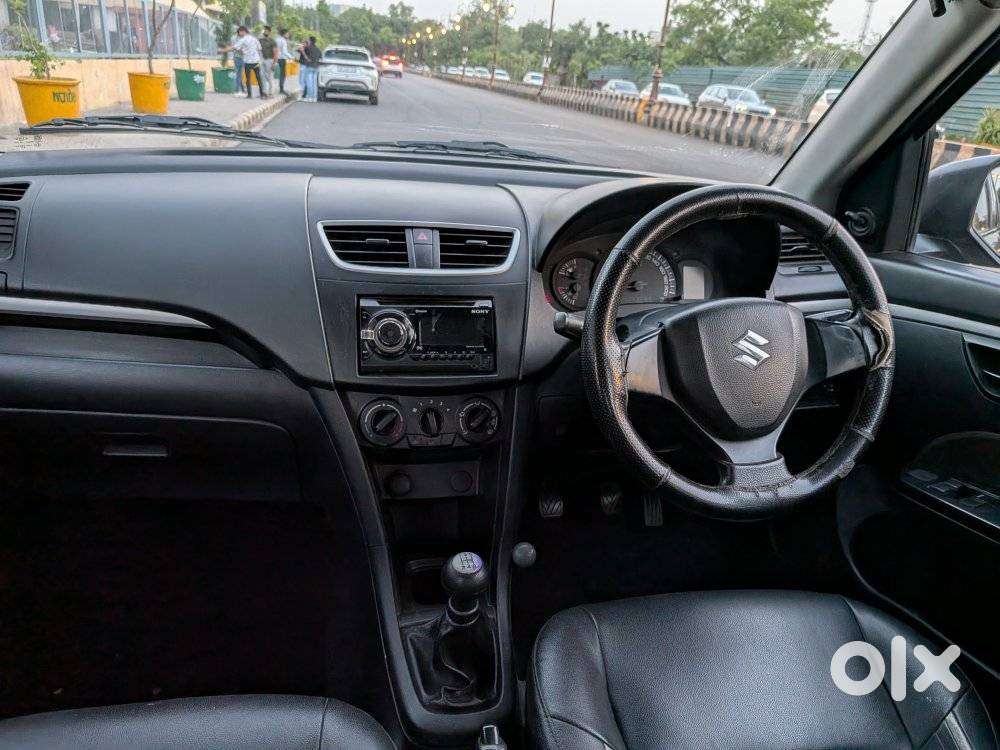 Maruti Suzuki Swift Lxi Optional-o, 2016, Petrol