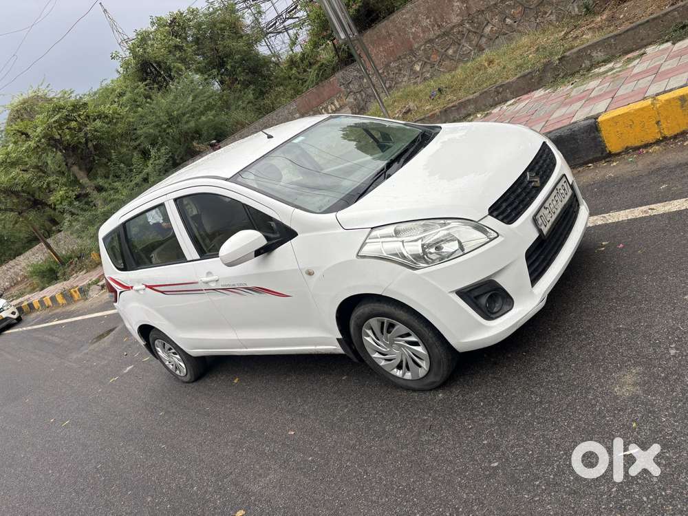 Maruti Suzuki Ertiga 2012-2015 Lxi Cng, 2014, Cng & Hybrids