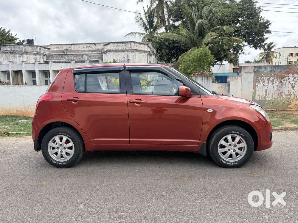 Maruti Suzuki Swift Zxi Bsiii, 2008, Petrol