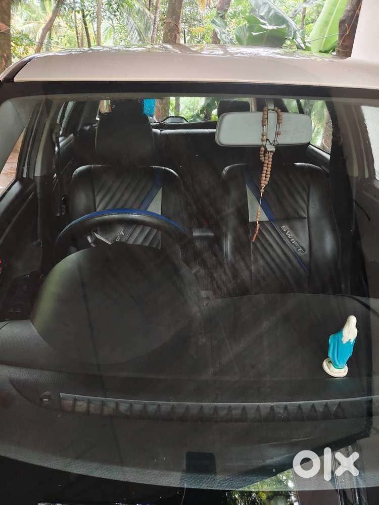 Maruti Suzuki Swift 2017 Petrol Single Owner 90000 Km Driven