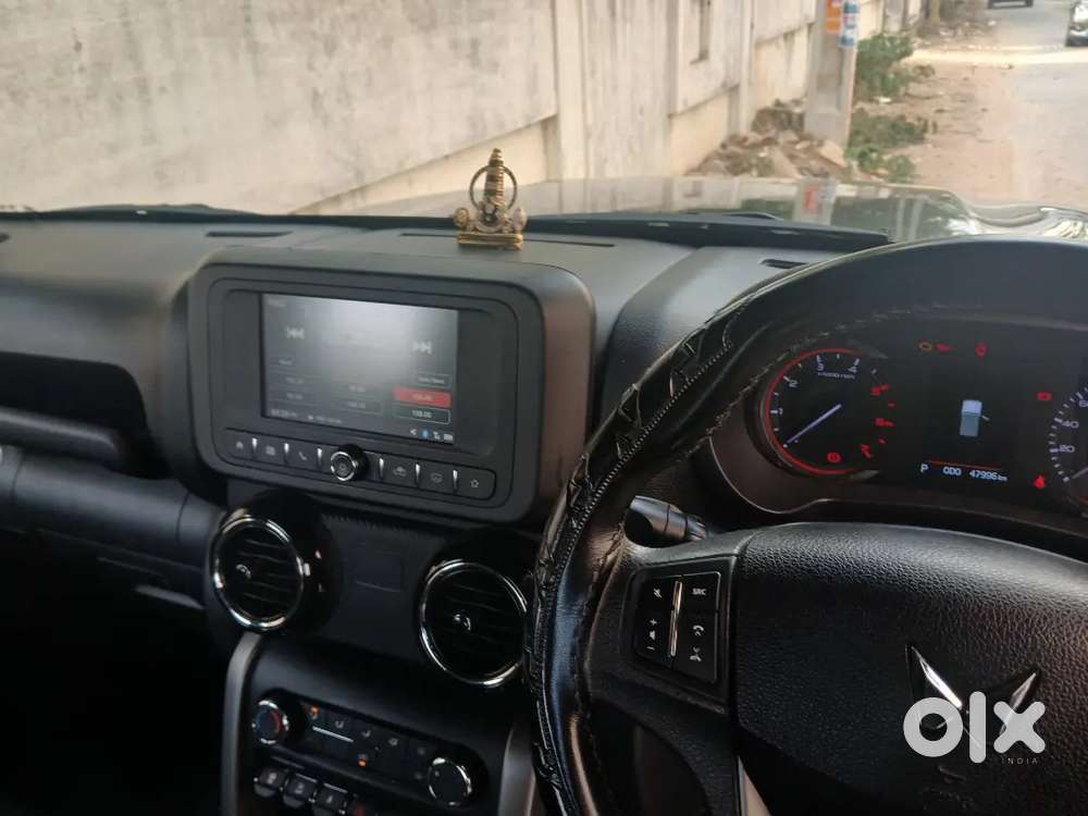 Mahindra Thar 4×4 Top End