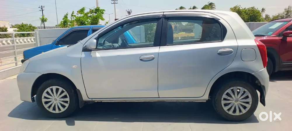 Toyota Etios Liva 2011 Manual