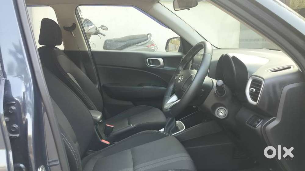 Hyundai Venue 1.2 S Plus, 2020, Petrol