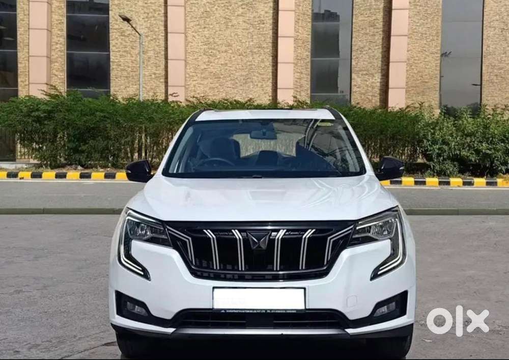 Mahindra Xuv700 2023 Diesel Well Maintained
