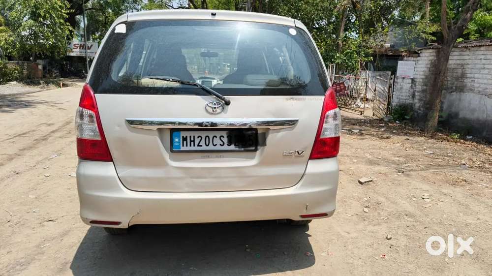 Toyota Innova 2013 Diesel Well Maintained