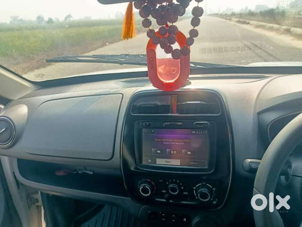 Kwid Rxt 4 Power Window , Good Canditian , Company Fitted Music System