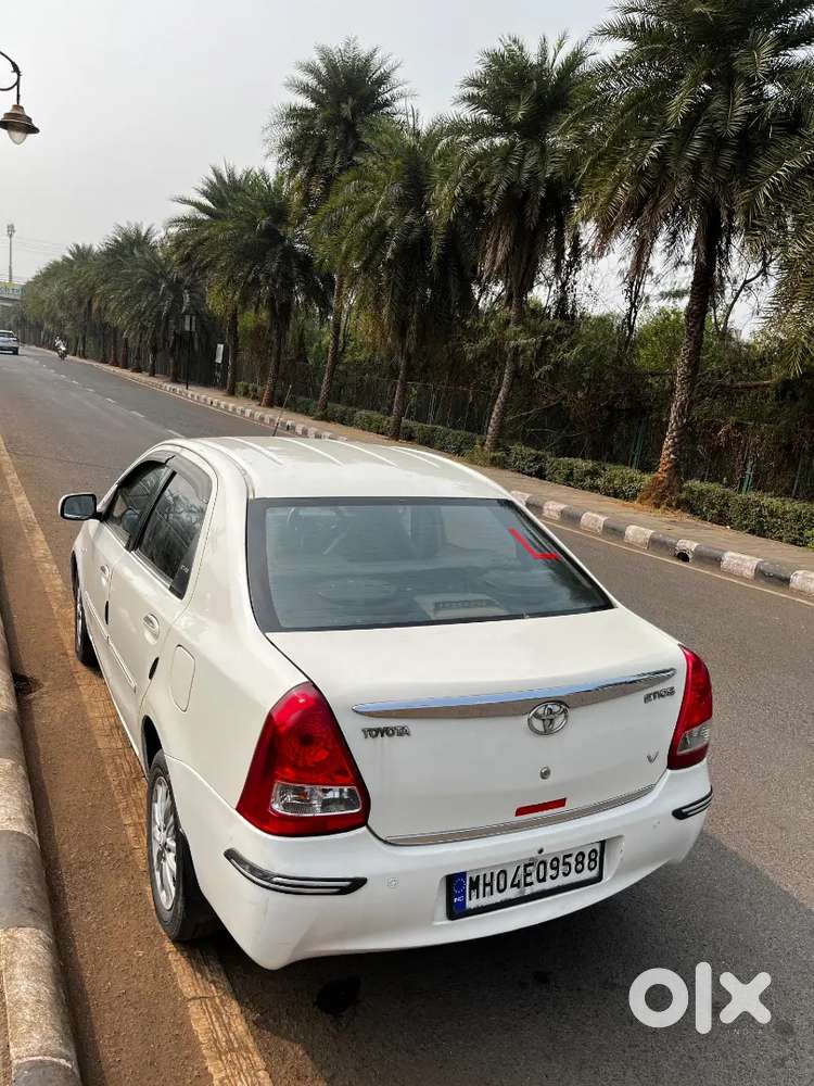 Toyota Etios 2011 Cng & Hybrids 134000 Km Driven