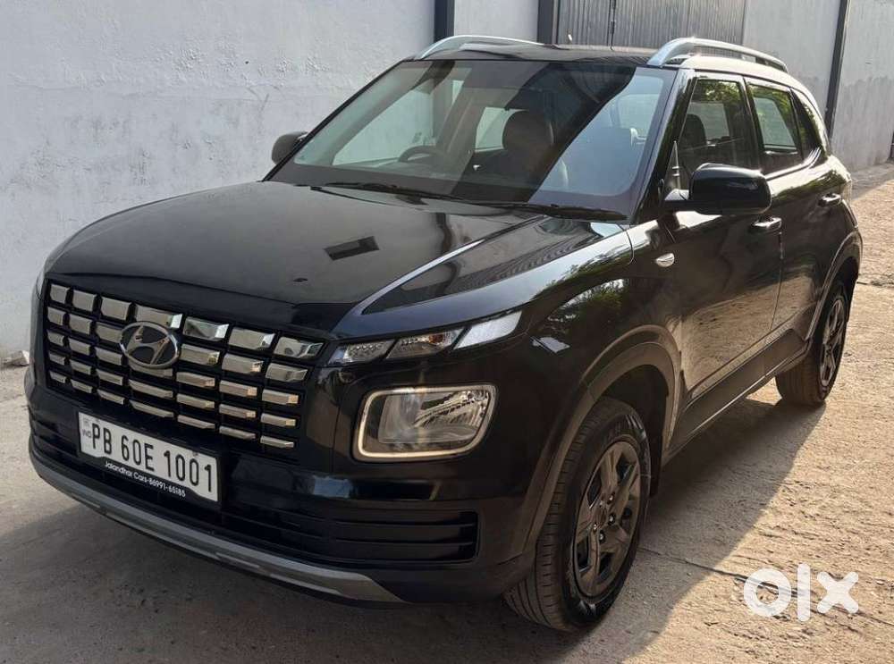 Hyundai Venue, 2024, Petrol
