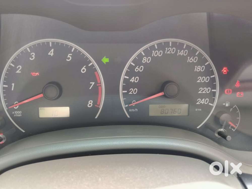 Toyota Corolla Altis 1.8 J, 2011, Petrol