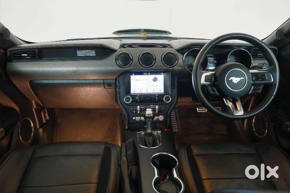 Ford Mustang V8, 2018, Petrol