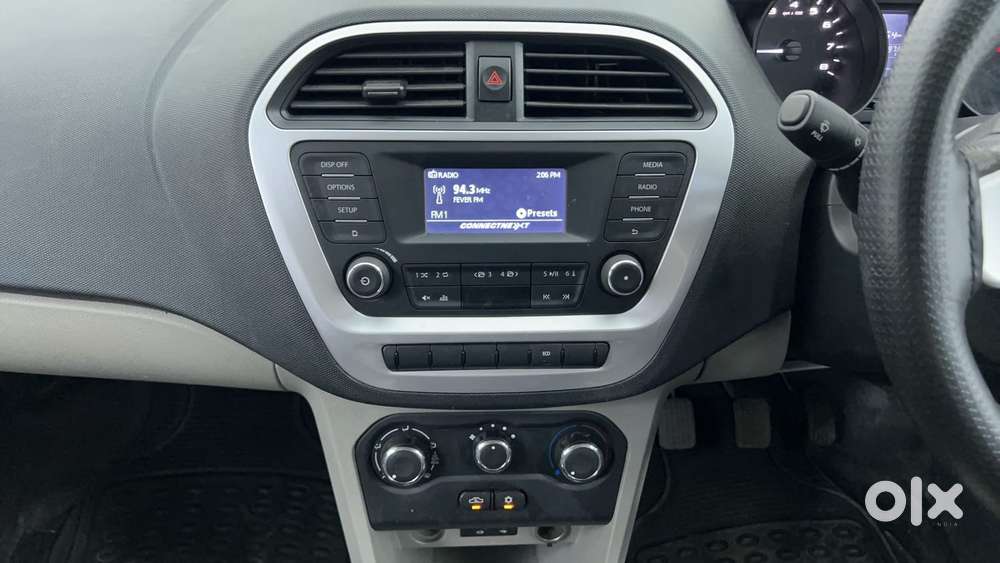 Tata Tiago 1.2 Revotron Xt, 2016, Petrol