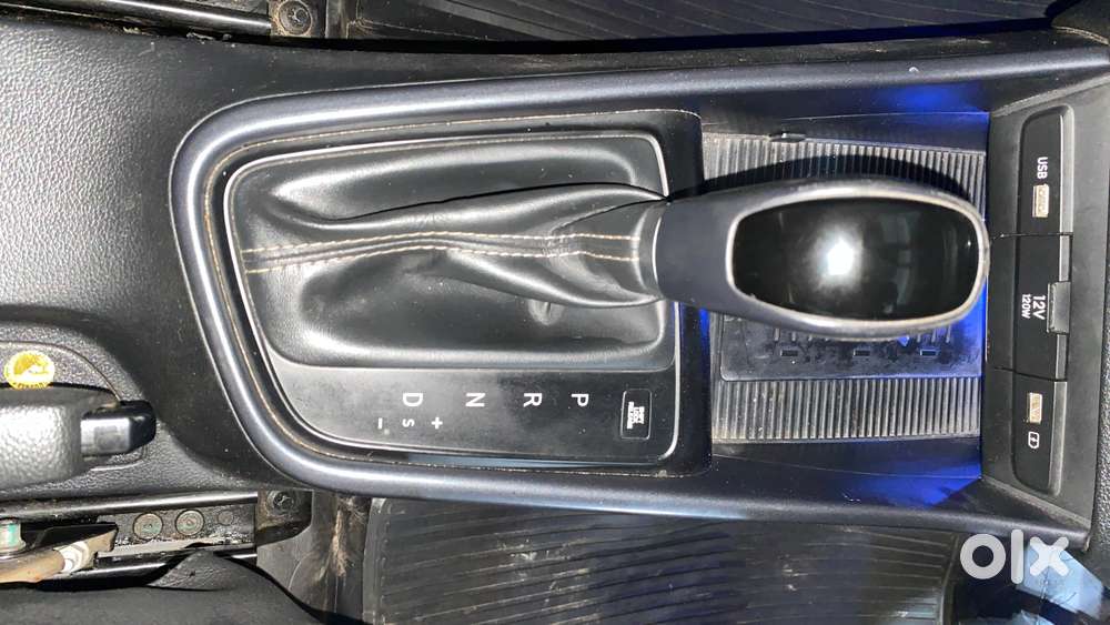 Hyundai New I20 1.2 Asta (o) Ivt, 2023, Petrol