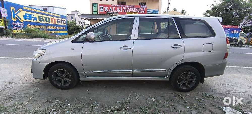 Toyota Innova 2.5 G (diesel) 8 Seater, 2015, Diesel