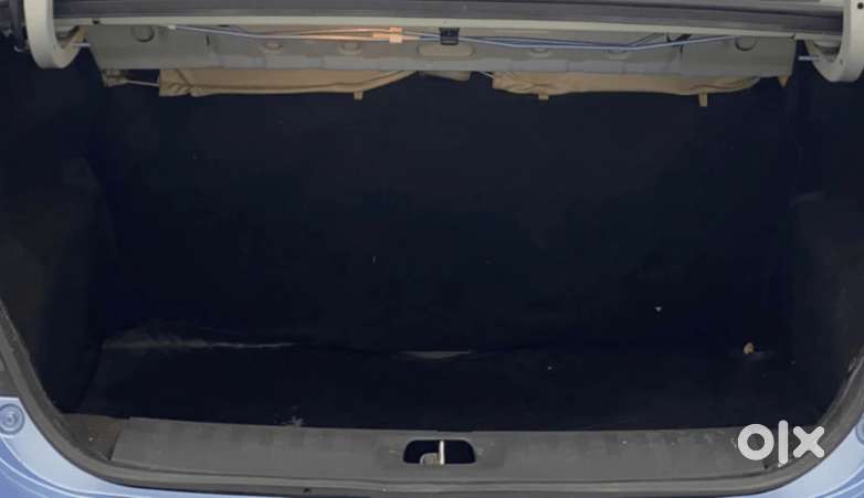 Maruti Suzuki Swift Dzire 1.2 Vxi Bsiv, 2016, Petrol