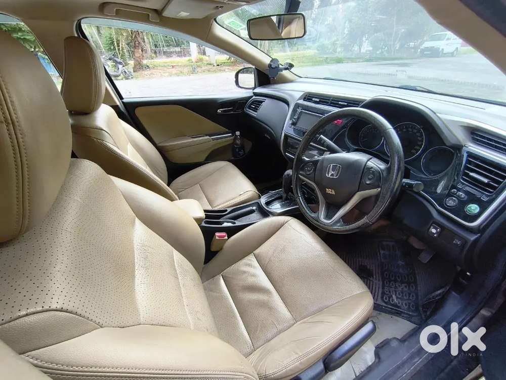 2015 Honda City Vx I-vtec  Top Model Automatic  48k Km  Petrol/cng