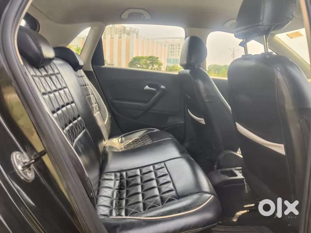 Volkswagen Polo Petrol Highline 1.2l, 2015, Petrol