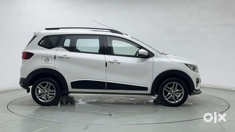 Renault Triber Rxz, 2021, Petrol