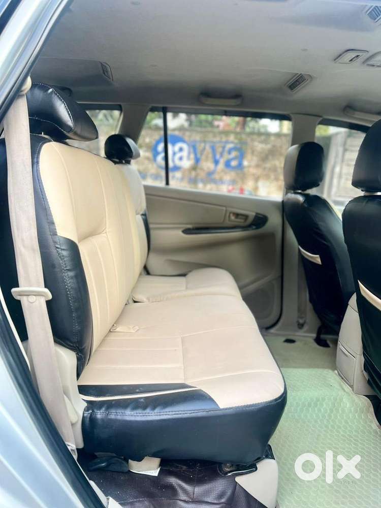 Toyota Innova 2012 Diesel Well Maintained