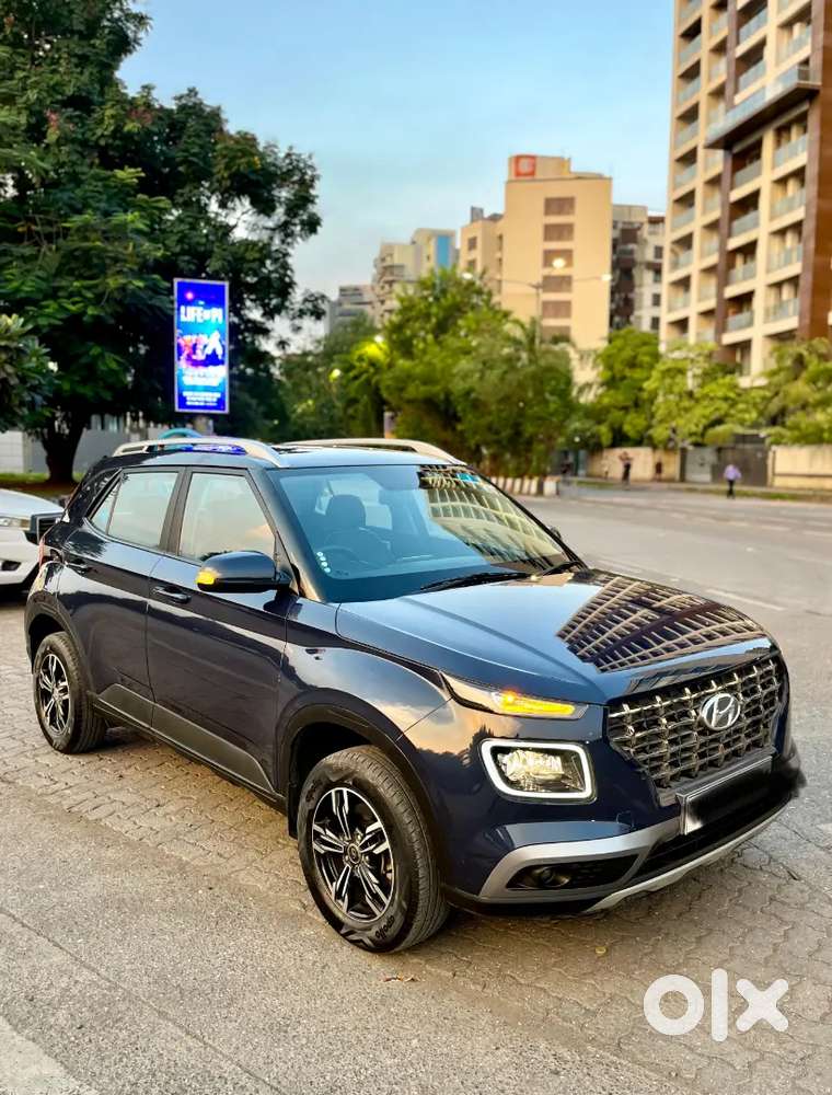 Hyundai Venue 1.2 S 2021 Petrol Manual 2022 Ragistration
