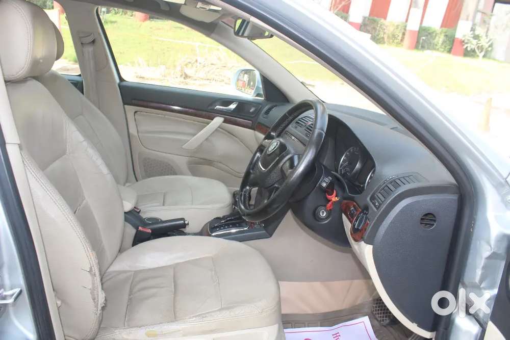 Skoda Laura 2.0 Ambiente 2011